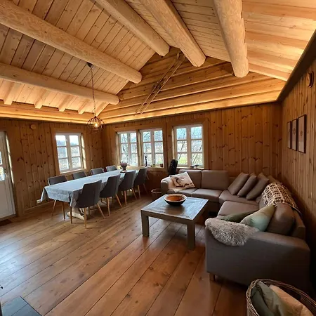 Holiday home Sveinstogo Beitostolen